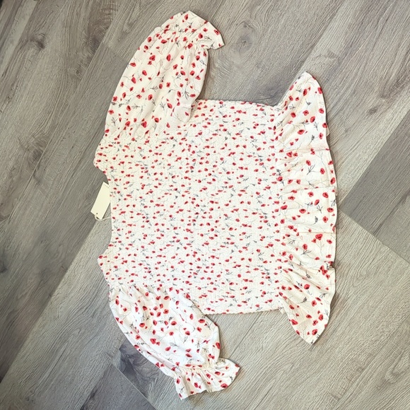 Melloday Top - Picture 7 of 12